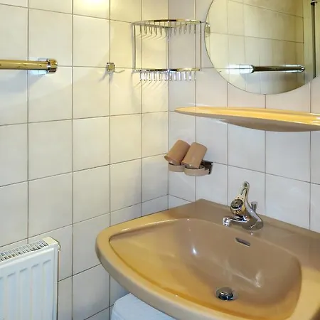 Haus Holaus 365w * Stumm